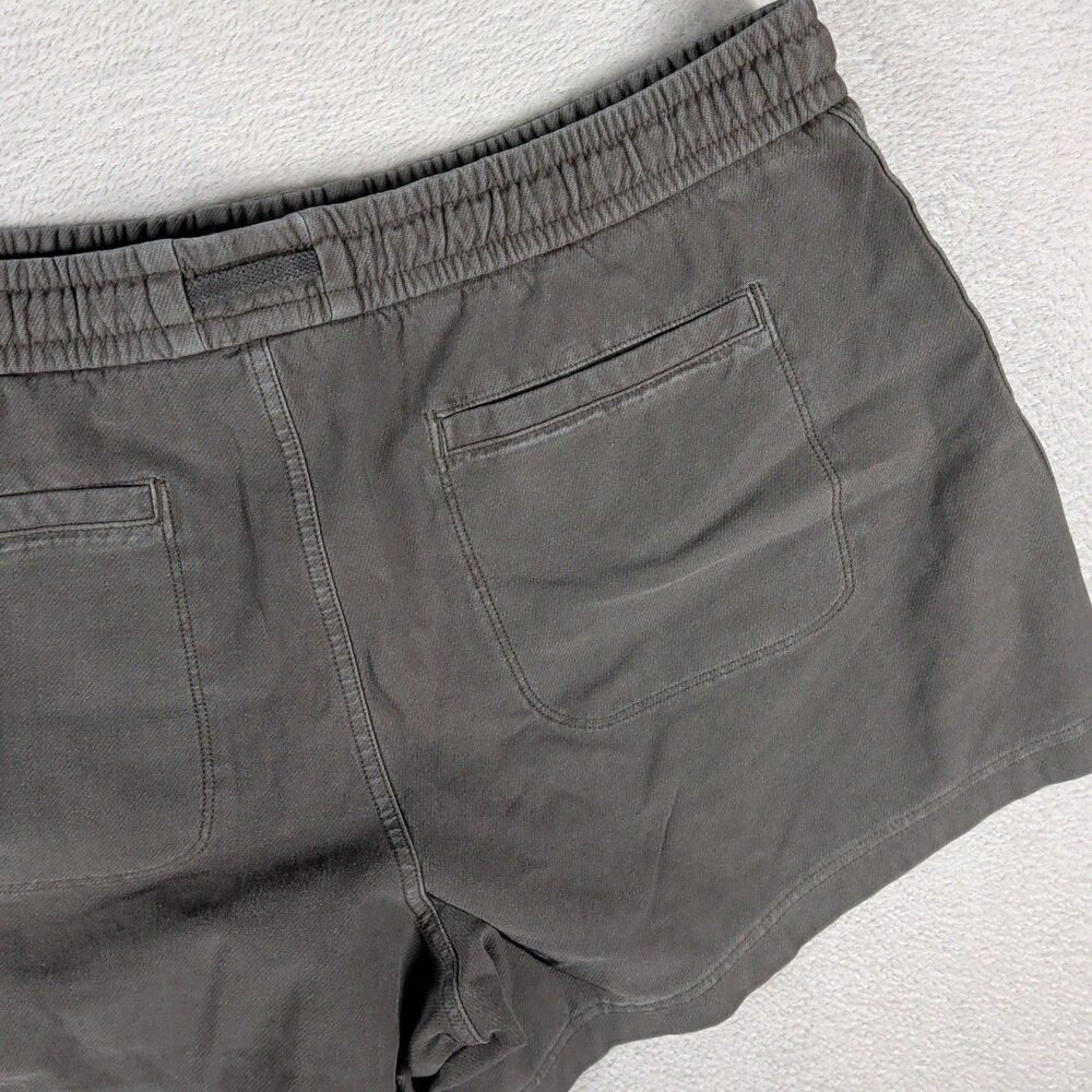 Athleta Farallon Short Active Elastic Waist Shorts size Large 14 Green - Picture 7 of 7